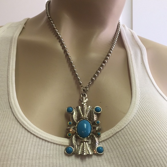 Jewelry - Turquoise Color Necklace 5/$25